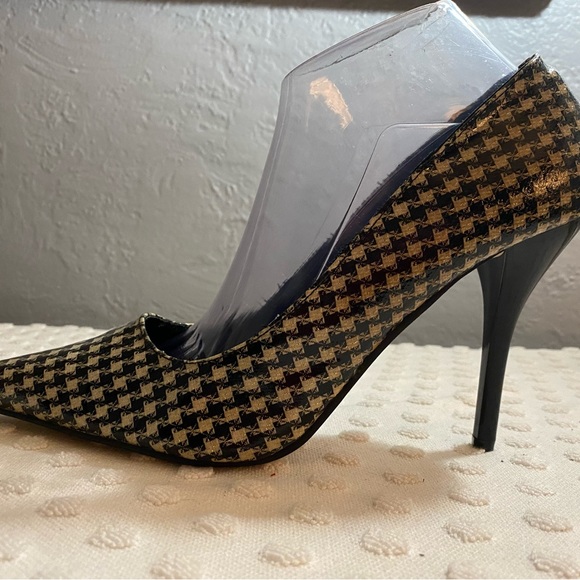 Shoes - Dollhouse Heel-PEELING ON THE INSIDE PRICED REFLECTS THIS-AS IS SALE
